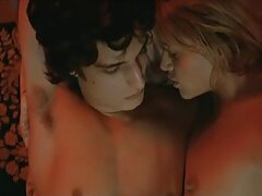 ¡El PRIMER pastel de crema de Holly ver videos de tetonas Taylor!