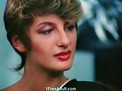 Vídeo de Bouncy On Your Bar (Briella Bounce) sexo casero con tetonas